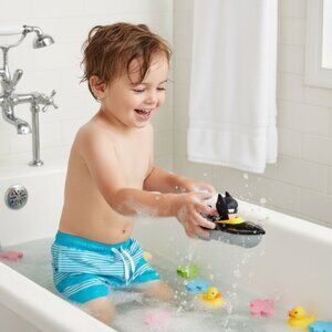Swimways DC Batman Air Boat: Pool Splash Toy for Ages 4+ Summer Activity Bathtub